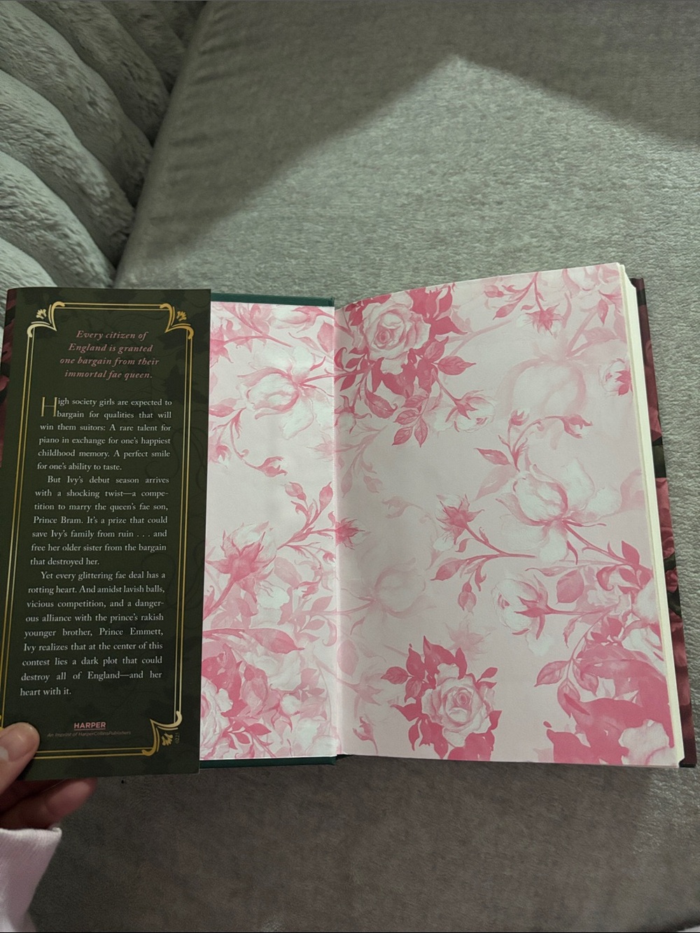 The Rose Bargain by Sasha Peyton Smith - Picture 4 of 4